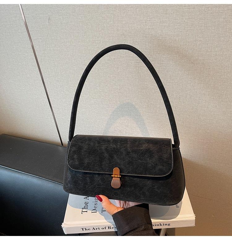 High-end retro underarm bag women's 2025 new commuter handbag fashionable commuter shoulder bag