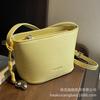 Crossbody Bag Women's Bag 2025 New Summer Versatile Korean Version Ins Bucket Bag High-end Foreign Style Explosive Mobile Phone Bag