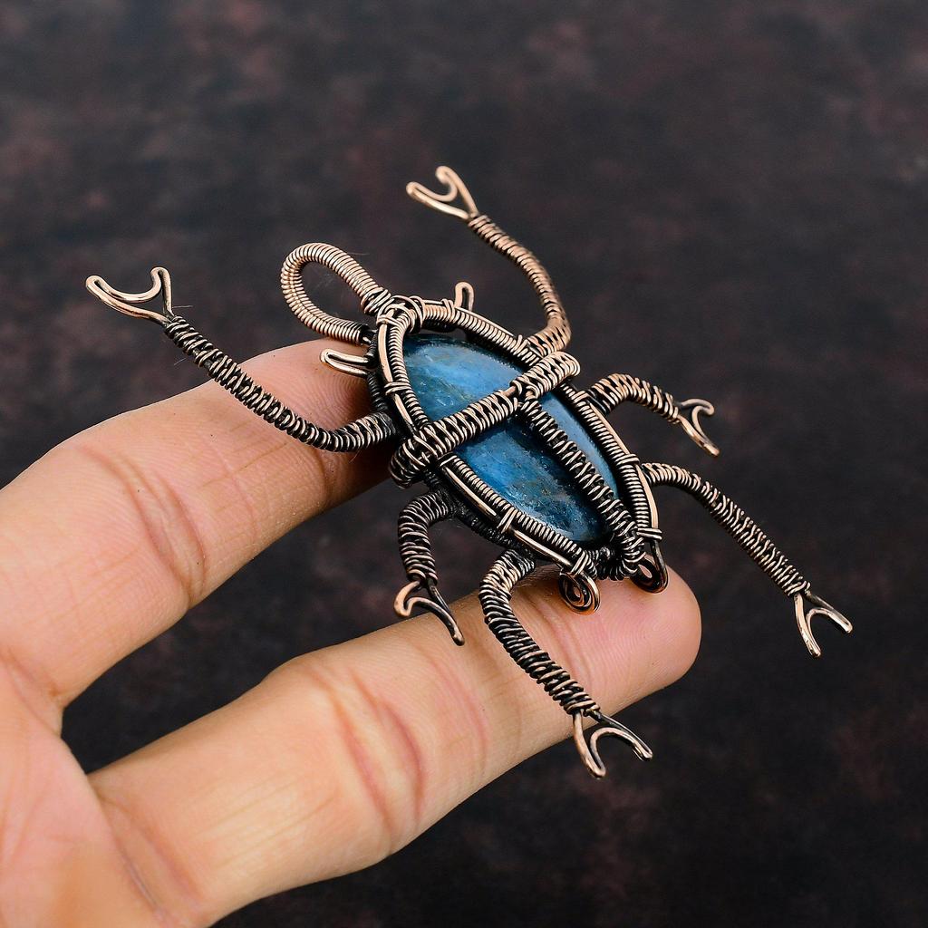 Неоновый Апатит Кулон Медная Проволока Обернутый Кулон Неоновый Апатит Ювелирные Изделия Кулон Ручной Работы Медные Ювелирные Изделия Драгоценный Камень Жук Подвеска Подарок Для Жены