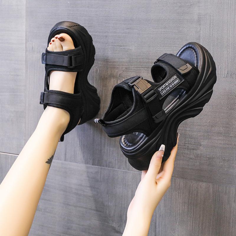 Sports Sandals Women's 2025 Summer New Beach Muffin Thick-soled High-heeled Women's Height Increase Dad Cool Slippers Explosion