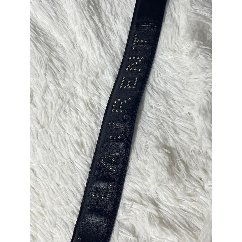 Б/у Редкий подлинный кожаный ремень Yves Saint Laurent с заклепками черный