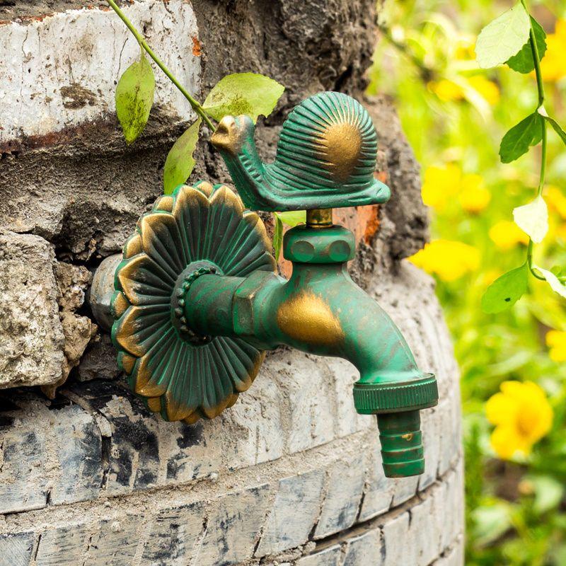 Retro Garden Faucet Antique Brass Kindergarten Wall Mount Animal Cold Water Faucet Basin Faucet