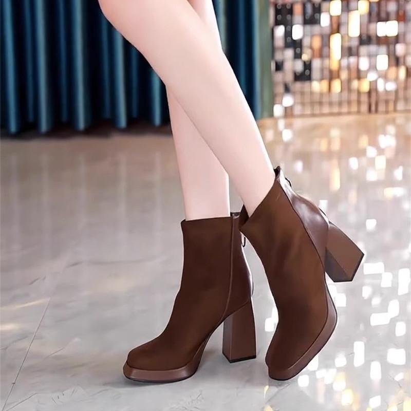 Square Head Platform Short Boots Women's Autumn and Winter 2025 New Suede High Heels Thick Heel Waterproof Table Martin Boots Women's Boots