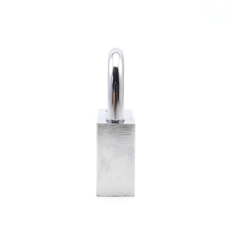 Shackle Armored Iron Padlock with Square Key Chrome Finish 50mm Dimension and Round Edge Body Anti-Theft Feature