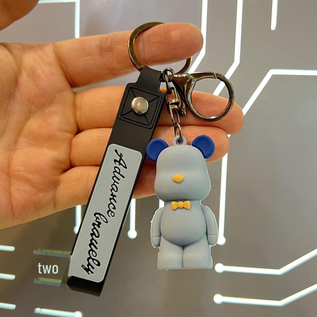 «3D Мягкий брелок-подвеска в виде медведя — милый и модный аксессуар для сумок и ключей от машины»