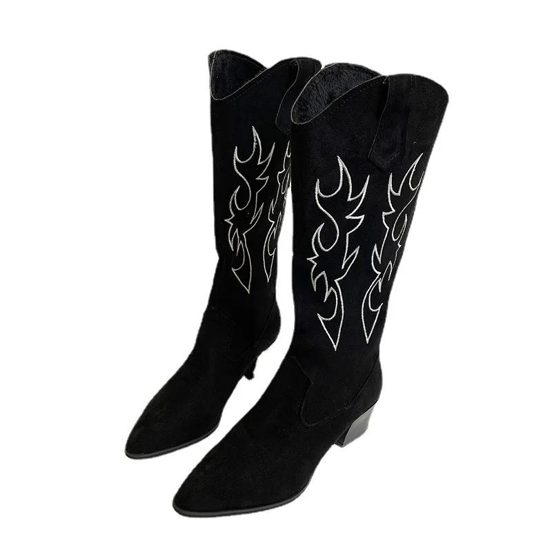 Сапоги женские ковбойские сапоги в стиле вестерн для женщин с острым носком женские туфли из тисненой замши кожаные ботинки до середины голени на толстой танкетке