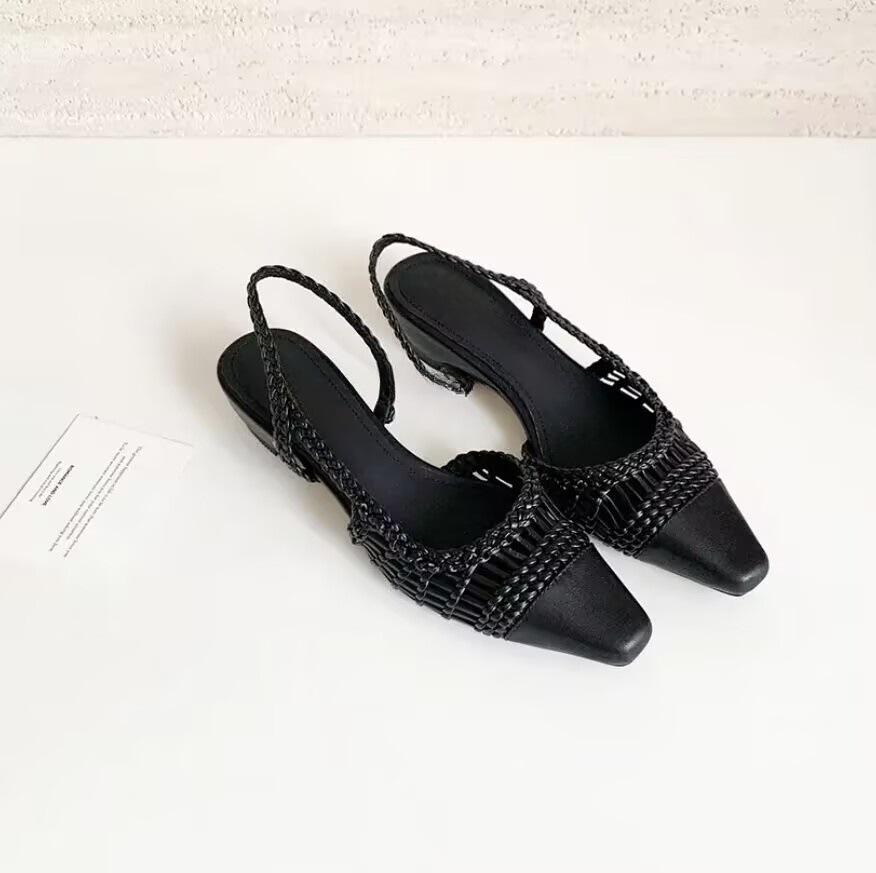 Sheepskin version~ French retro style square head color matching hollow woven sandals women's summer new rear strap bag head shoes