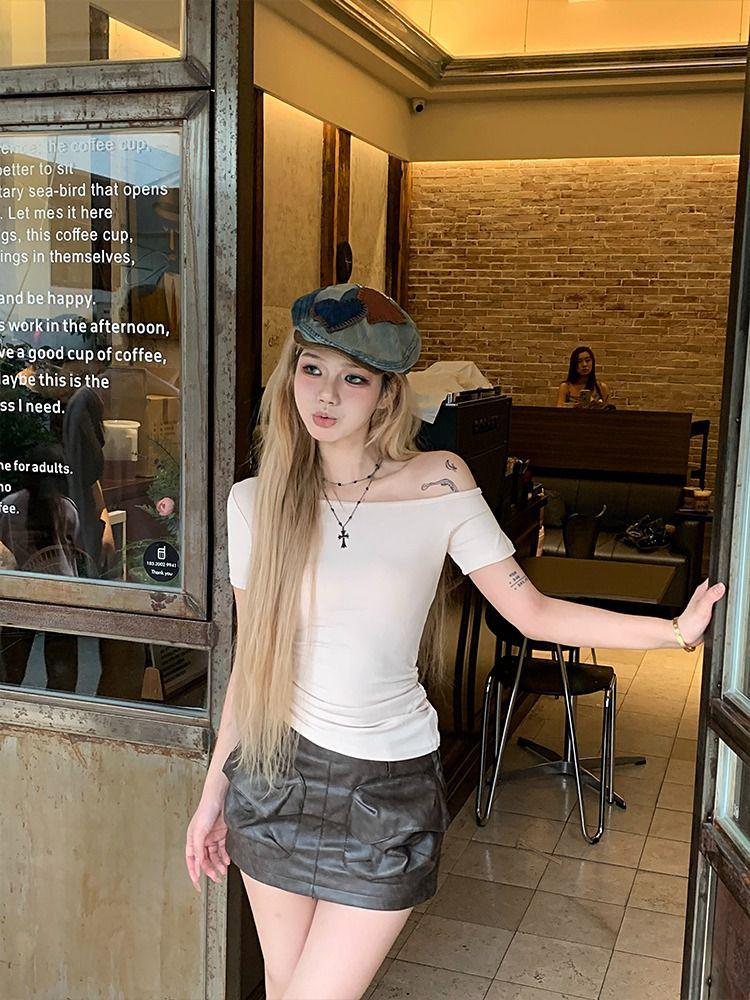 Весна 2025 Женская футболка с открытыми плечами, облегающего кроя - Однотонная, пуловер с короткими рукавами