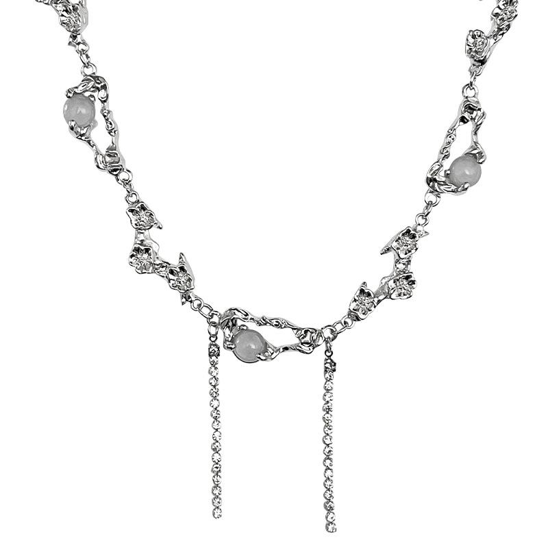 Нишевый дизайн, персонализированное ожерелье с кисточками в виде цветка виноградной лозы, женская легкая роскошь, ощущение высокого класса, вставка на шею в виде холодного ветра, цепочка с замком из кости