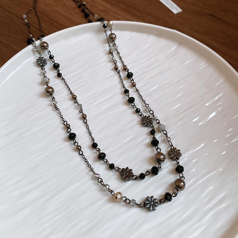 New Flower Glass Beaded Double Layered Stacking Chains Necklaces for Women Temperament Vintage Sweater High-end Fashion Jewelry