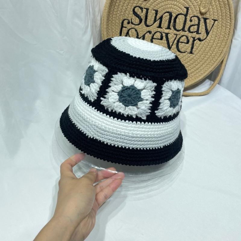 Sweet Girl Crochet Bucket Hat Cute Ladies Fisherman Cap with Flower Pattern Woman Teenagers Casual Summer Sunproof Hat