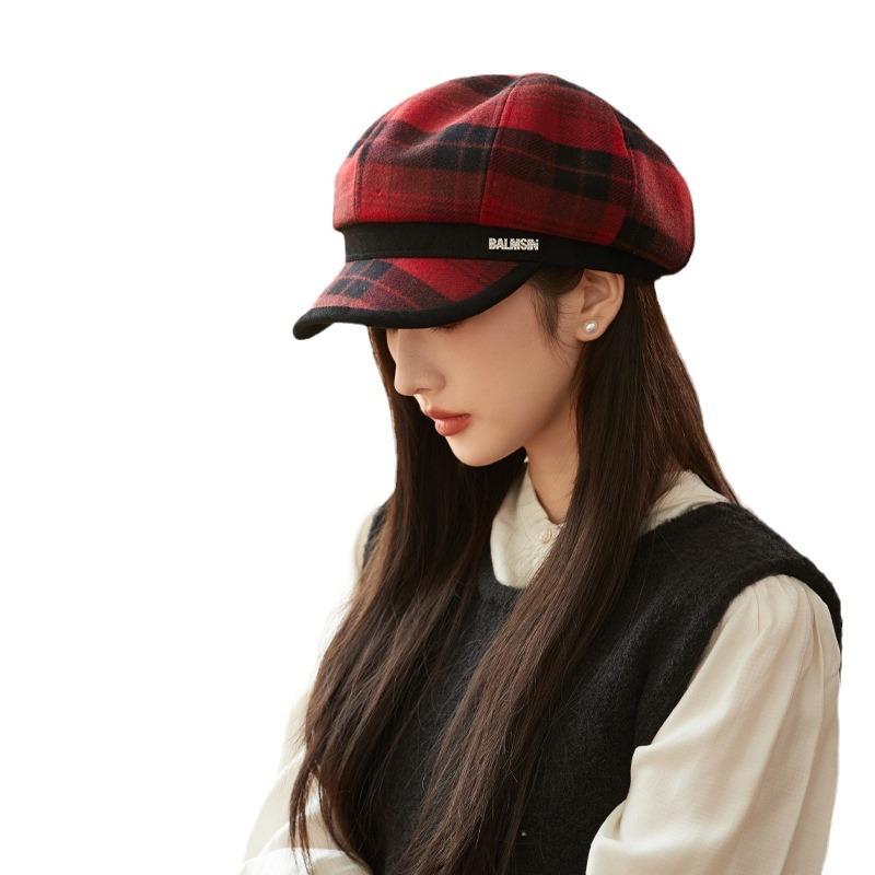 Hat Women's Yinglun Style Retro Plaid Octagonal Hat Autumn and Winter Fashion Versatile Newspaper Bee Hat High Quality Leather Edge Baseball Cap