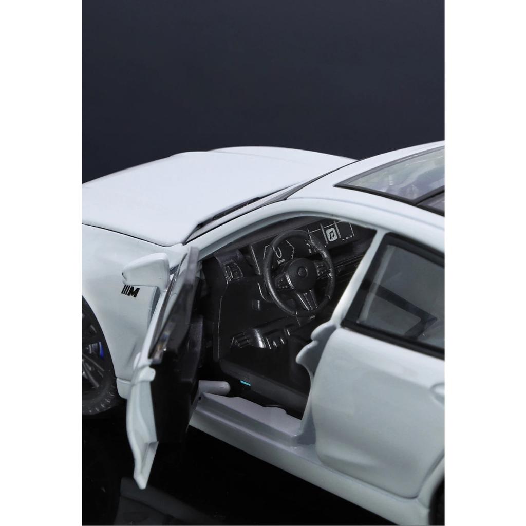 1/32 Scale BMW 320i THE 3 2023 Alloy Car Model Diecast Metal Toy Vehicles Model Simulation Sound and Light Collection Boy Kid Toy Gift