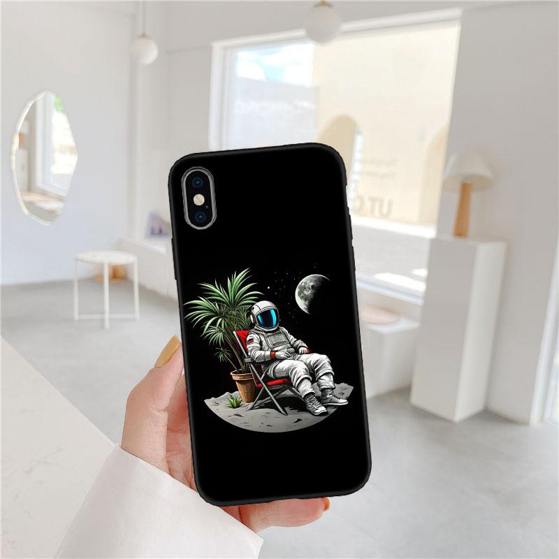 CJ12 Astronaut Space Moon Phone Case for Samsung Galaxy Note 10 20 S23 S24 S25 Ultra FE Plus Edge Lite A02S A35 A07 A17