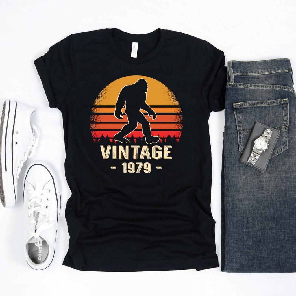 Vintage 40 Years Bigfoot Birthday Anniversary Gift Born 1979
