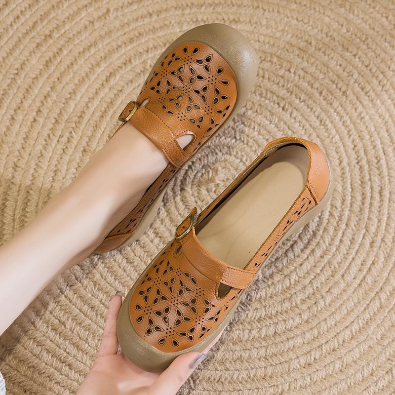 Мама лето полые новые на плоской подошве дышащие одинарные туфли сандалии нескользящие с мягкой подошвой удобные с отверстиями женская обувь