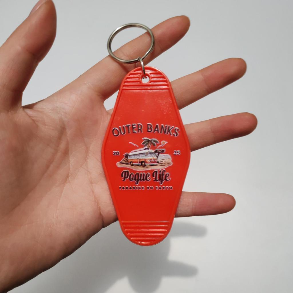 Vintage Acrylic Motel Room Keychain: Retro & Durable Design