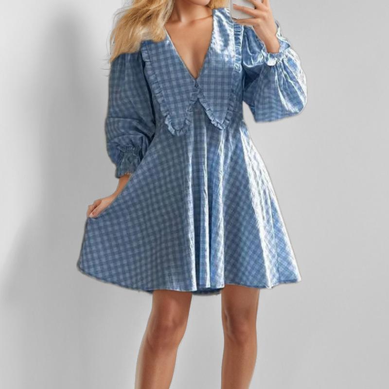 2025 осень и зима новая женская одежда темперамент пригородный кукольный воротник клетчатое платье с длинными рукавами