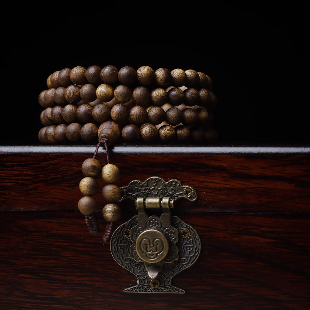 High-Quality Natural Agarwood 108 Bead Buddhist Bracelet - Qinan Multi-Turn Business Gift in Luxurious Gift Box
