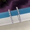 Серьги-кольца Huitan Trendy Hoop с круглыми кубическими цирконами серебряного цвета, современные модные офисные женские серьги, эффектные ювелирные изделия