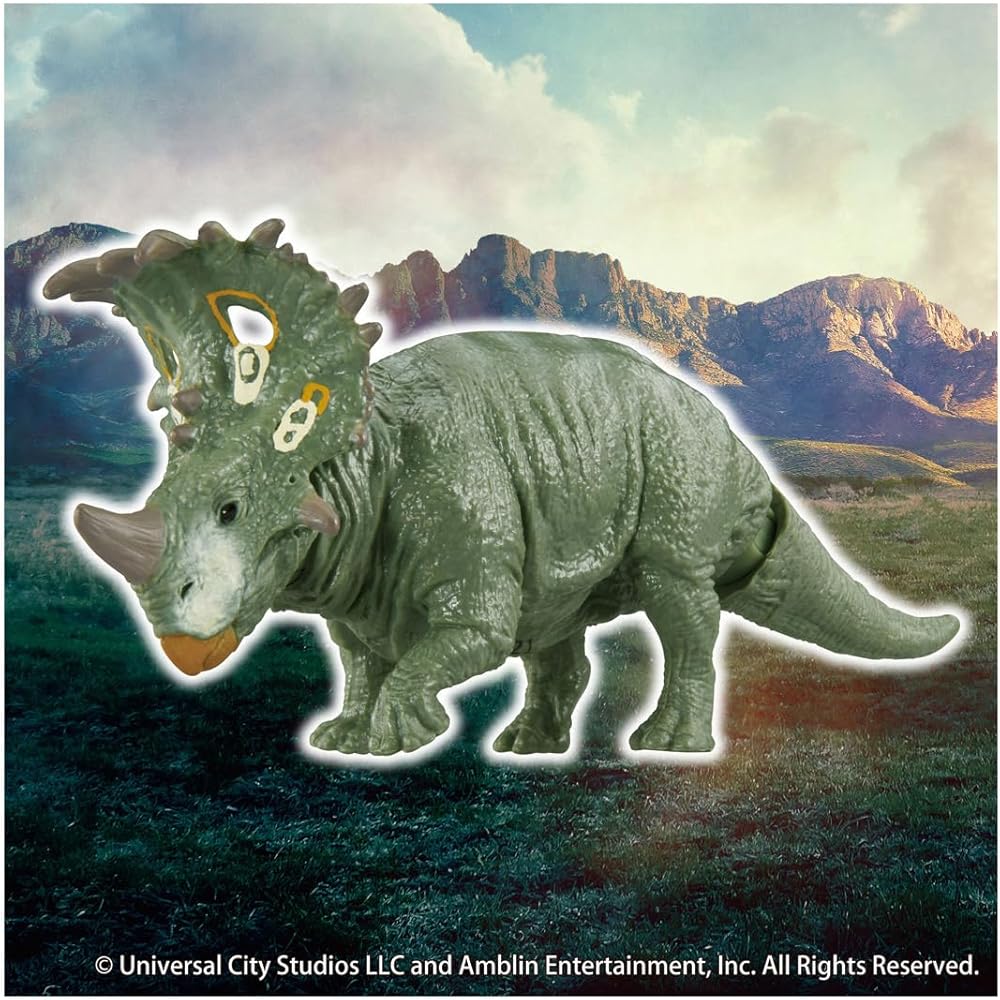 Takara Tomy Ania Jurassic World Sinoceratops Toy with Battle Card for Ages 3 and Up