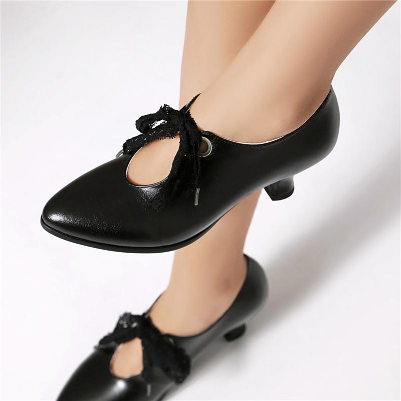 Women's Low-heeled Single Shoes Spring and Summer New Fashionable Small Pointed Large-size Lace-up Low-top Shoes