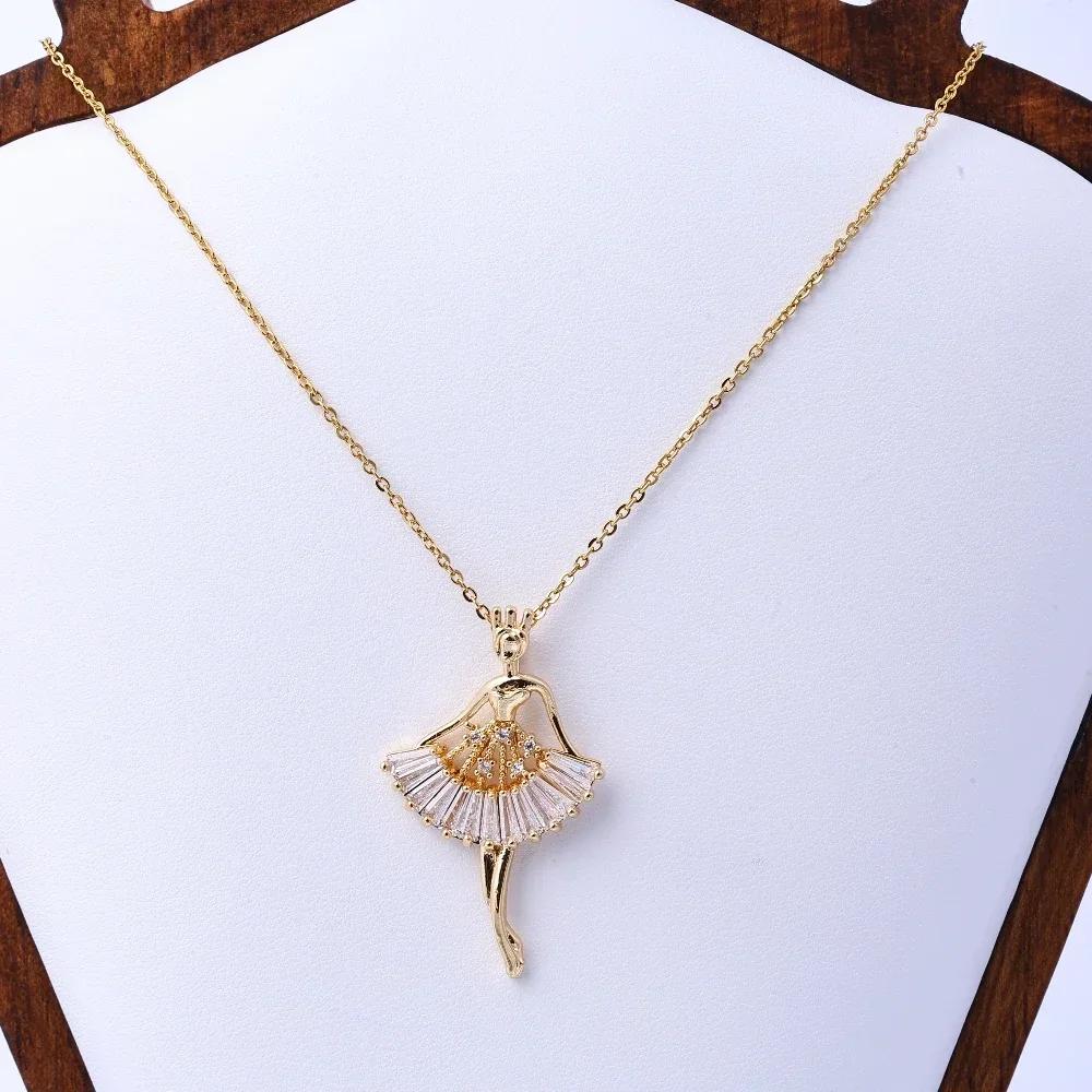 Light Luxury Titanium Steel Non Fading Necklace, Versatile and High-end Pendant for Women, Niche Design, Simple Collarbone Chain