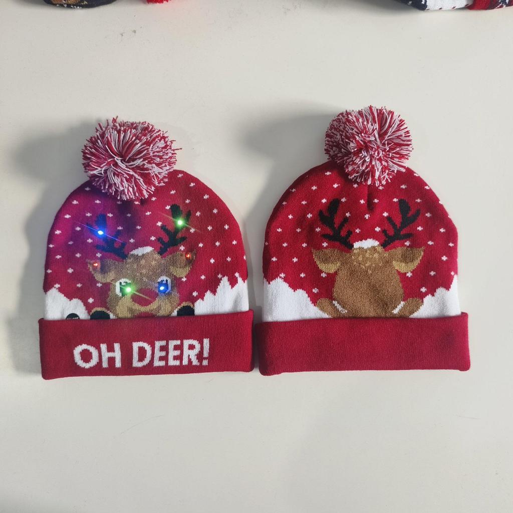 LED Light-Up Elk Jacquard Knit Hat & Scarf Set for Christmas & New Year.