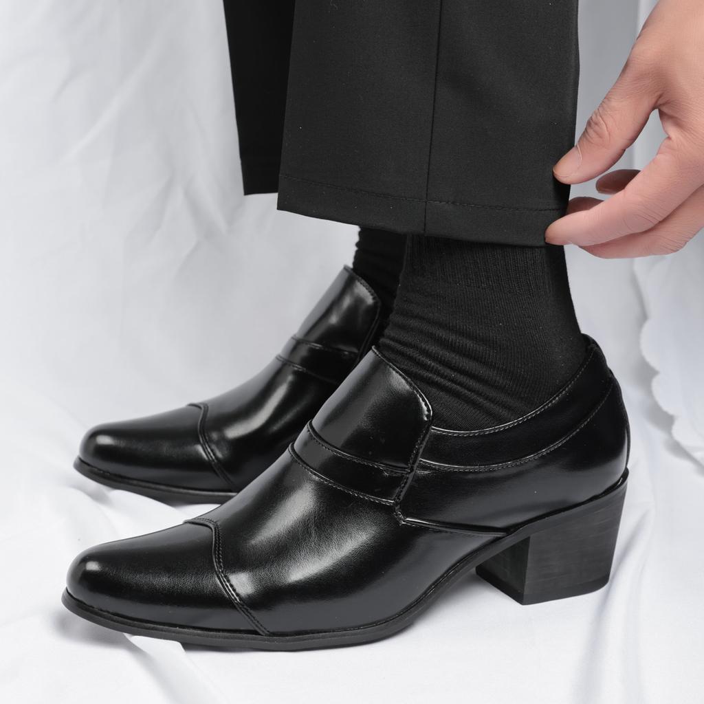 Fashion Pointed Toe Men's Loafers Classic Retro Leather Chelsea Boots Men SSlip On Fashion Ankle Boots 2025 New Male Business Shoes