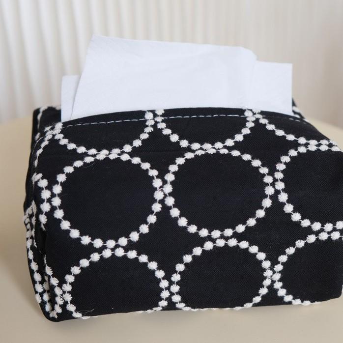 Чехол на тканевую салфетку «Японский тамбурин» с рисунком «Маленькая желтая маргаритка и сине-зеленая клетка»