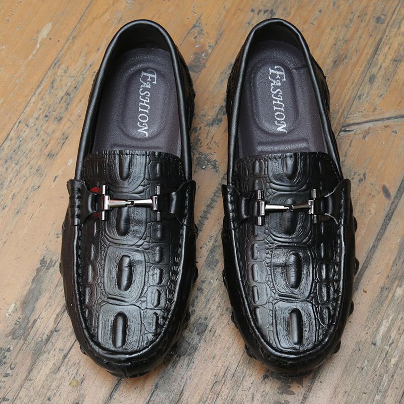 Обувь из натуральной кожи. Мужские лоферы. Удобная повседневная обувь. Мужские мокасины на плоской подошве. Мужская обувь.