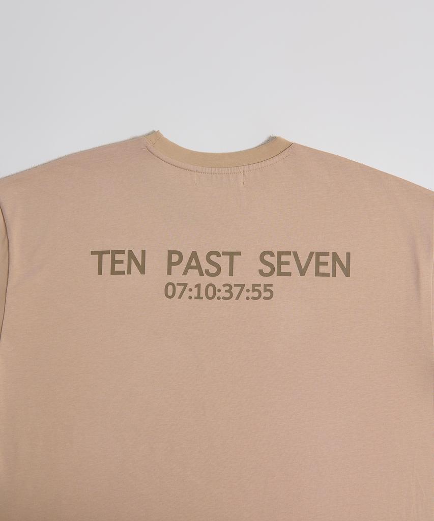 Свободная футболка TEN PAST SEVEN - Бежевая