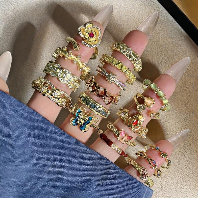 Blind Box Pair, Peach Blossom Dripping Oil Butterfly Ring, Medieval French Retro Niche Design, Light Luxury Ring For Women