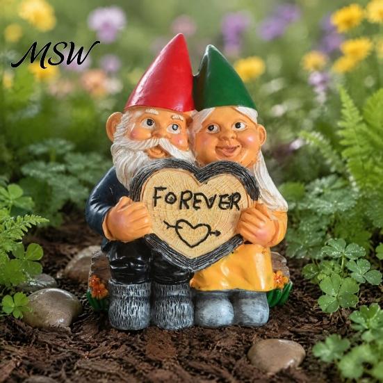Home Decor for Living Room Windowsill Garden Gnome Couple Figurine Outdoor Decoration, Resin Sculpture Patio Yard Durable Weather Resistant