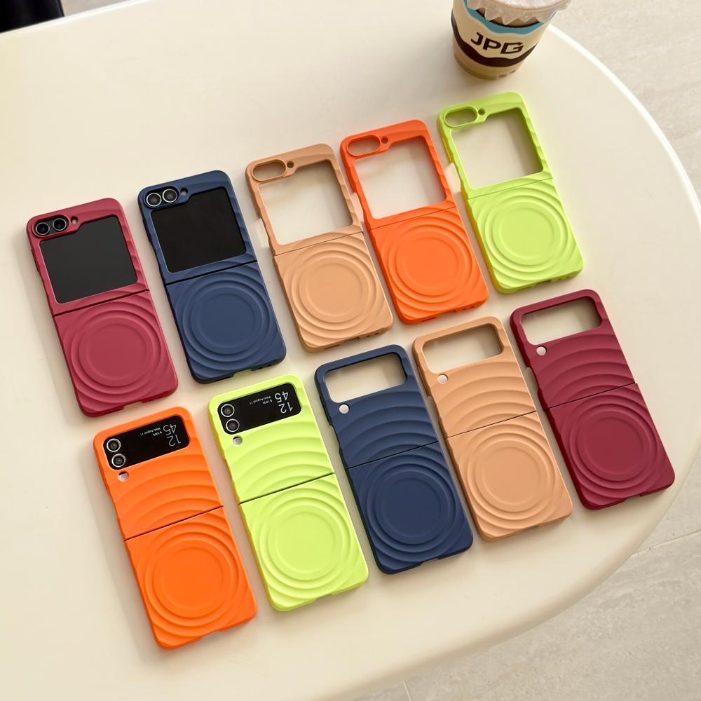 Soft Silicone For Magsafe Magnetic Water Ripple Case For For Samsung Galaxy Z Flip 7 6 5 4 3 5G Wireless Charging Shockproof Cover