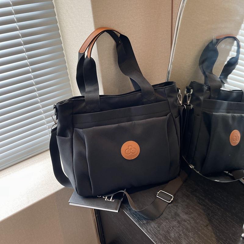 Большая вместительная сумка 2024 года, новая сумка через плечо, женская сумка для поездок на работу, женская сумка в иностранном стиле, повседневная сумка-тоут