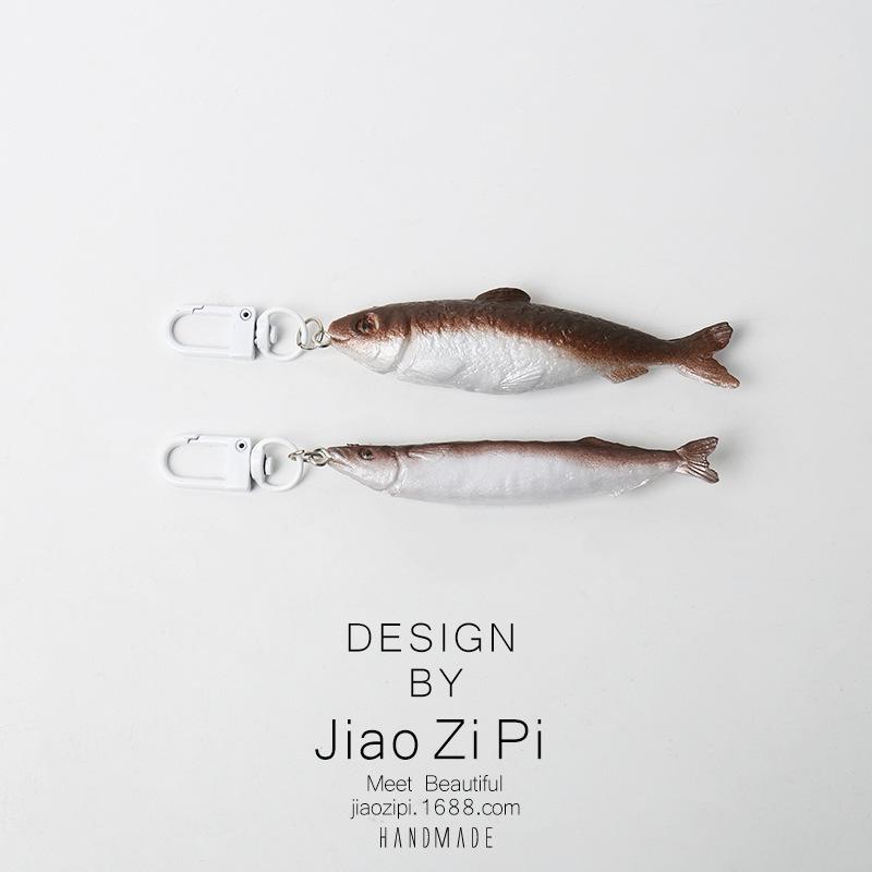 Брелок в виде забавной соленой рыбы в японском стиле: Реалистичные подвесные украшения для рюкзака, персонализированные забавные аксессуары