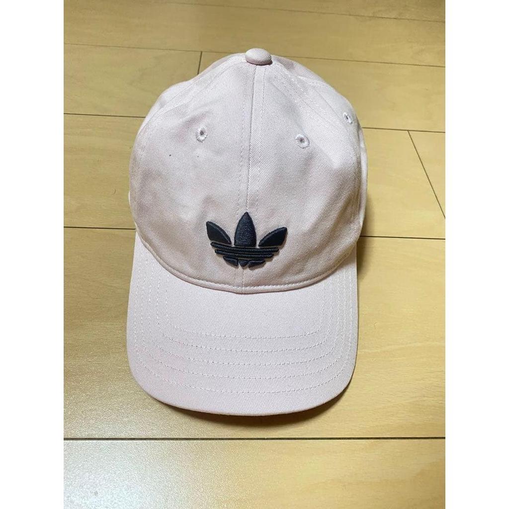 Б/у розовая кепка adidas