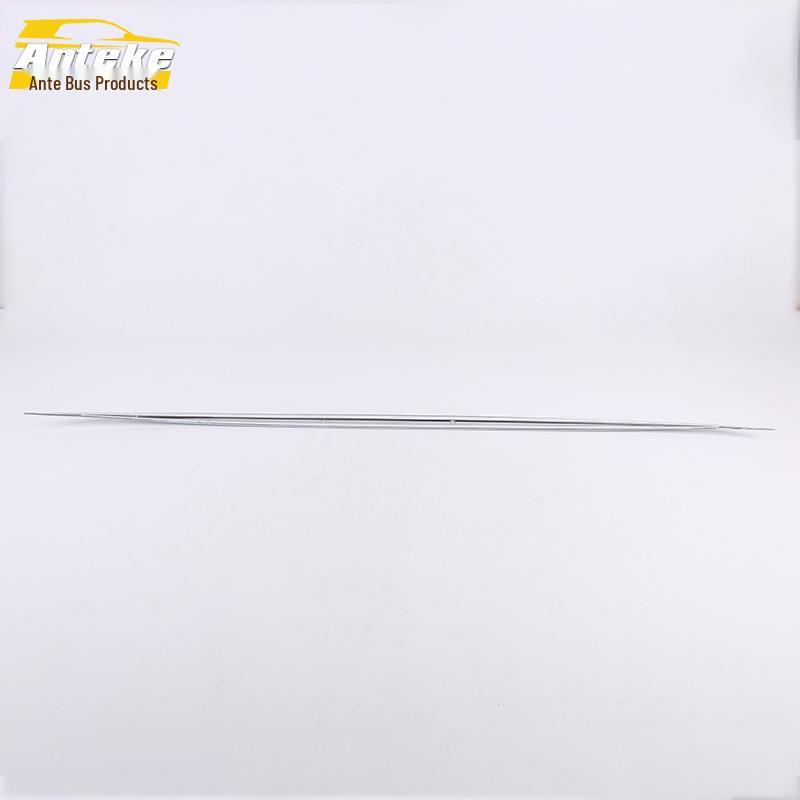 Декоративная накладка заднего бампера Lexus ES16: Яркая полоса для модификации, защищающая от царапин и столкновений