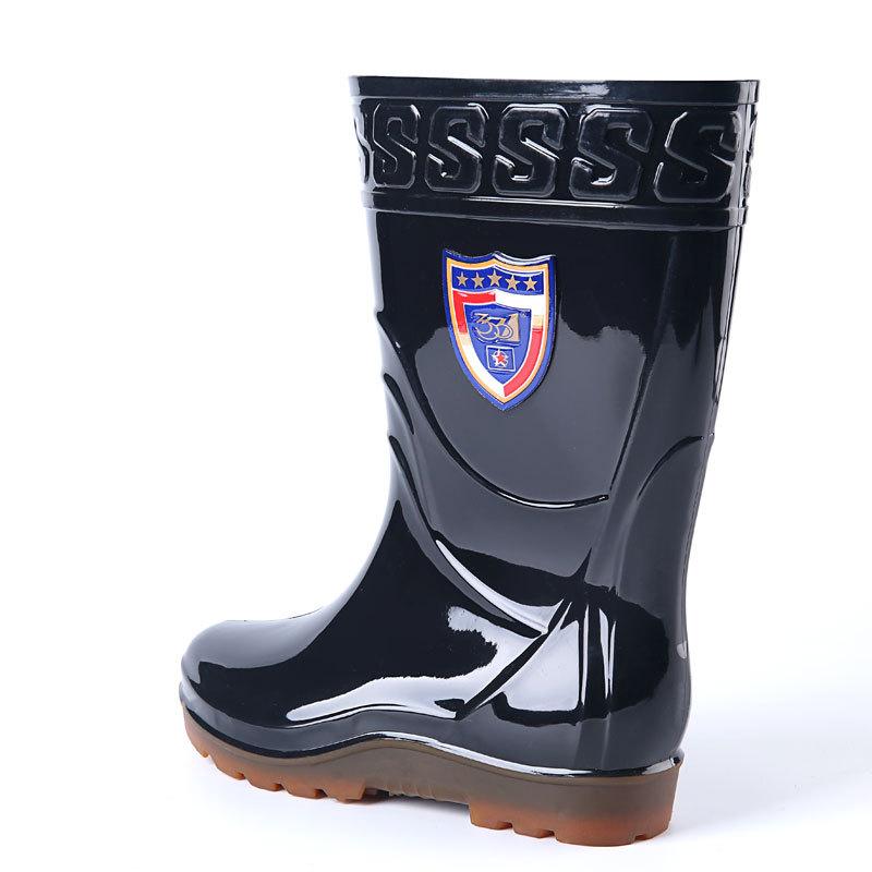 Мужские средние резиновые сапоги нескользящие средние резиновые туфли три резиновые туфли новые