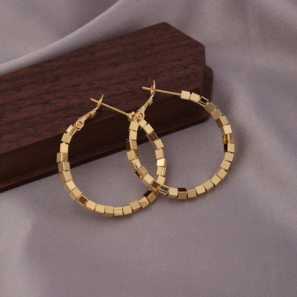 Элегантные серьги с иглами из серебра 925 пробы: Универсальные французские серьги-кольца из меди в нескольких стилях для изысканного образа