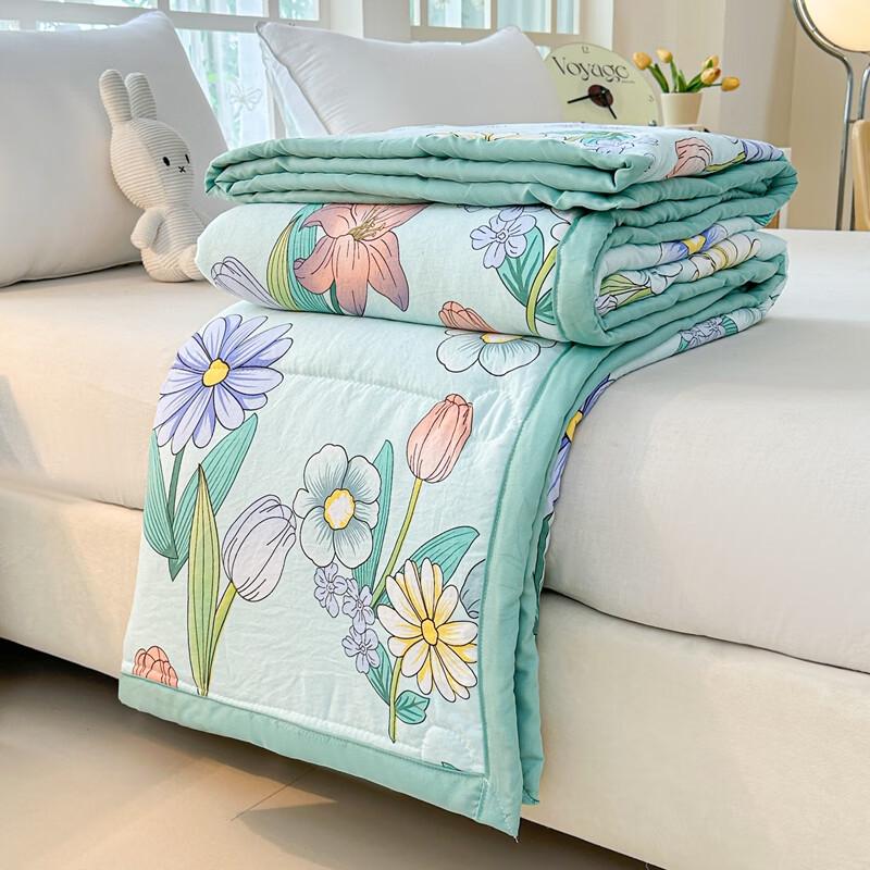 Southern Life Cool Touch Floral Summer Quilt