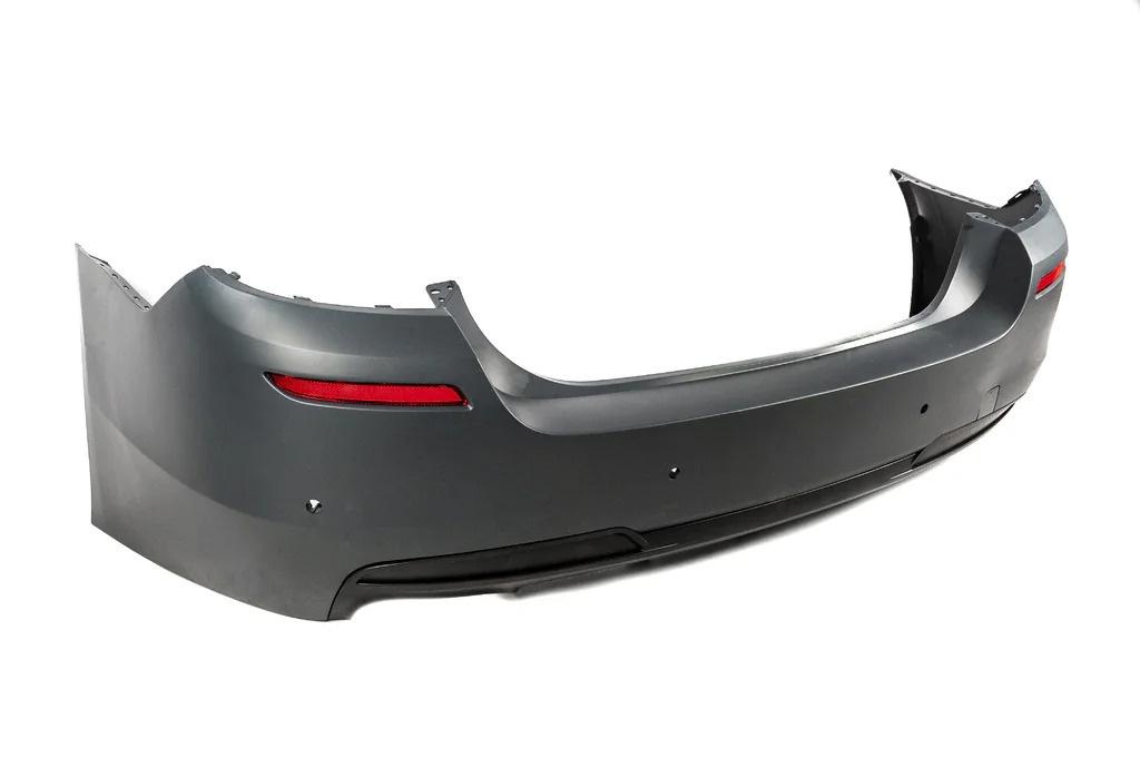 Задний бампер М-Performance (под раздвоенную выхлопную систему) для BMW 5 серия F-10/11/07 2010-2016 гг