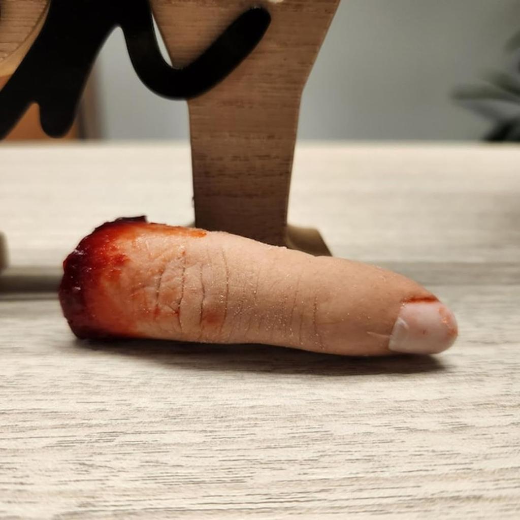 Horror Bloody Finger Prank Or Prop Bloody Severed Finger, Ideal Props For Halloween