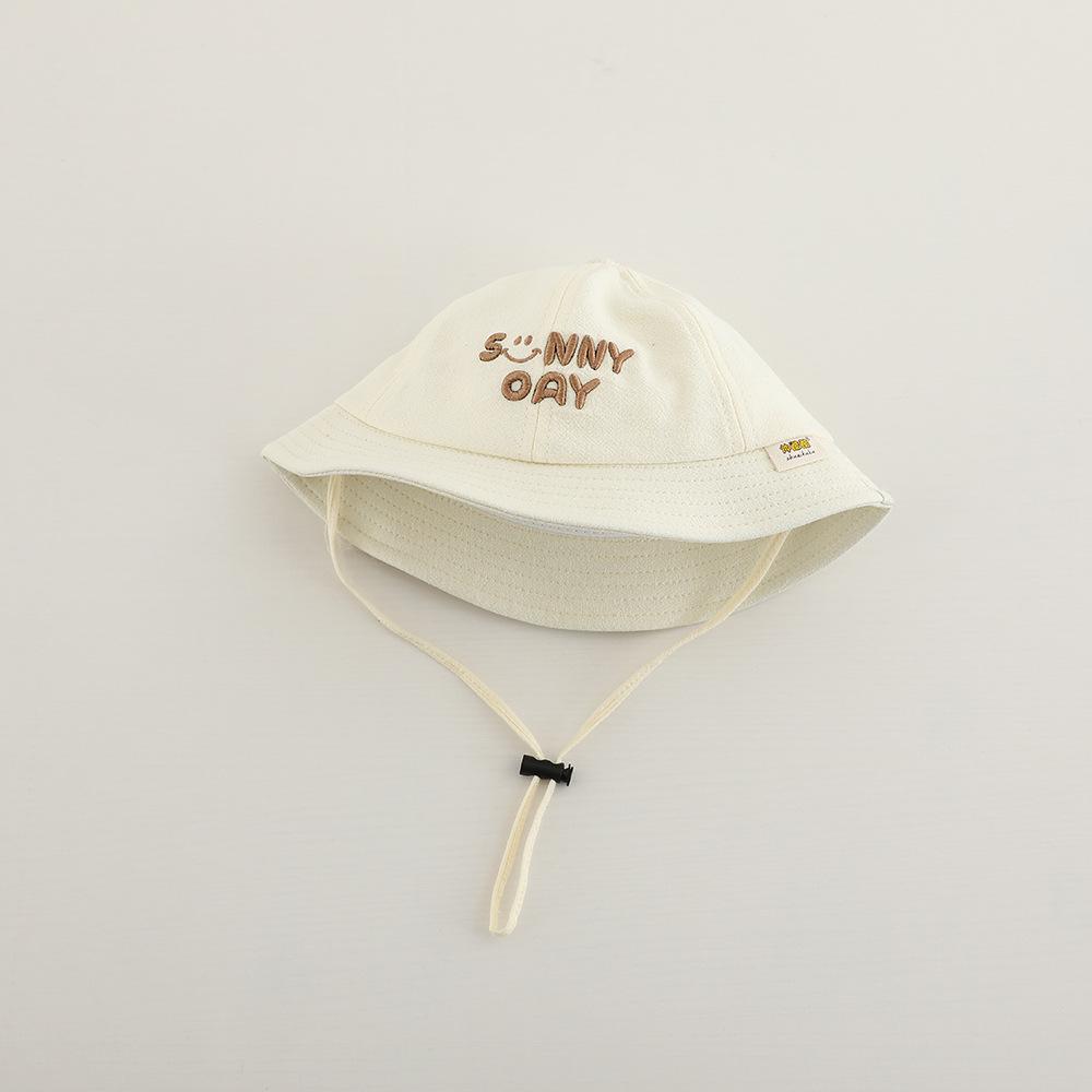 Kids Embroidered Letter Bucket Hat Wide Brim Sun Protection Cap With Windproof Strap For Spring Autumn Outdoor