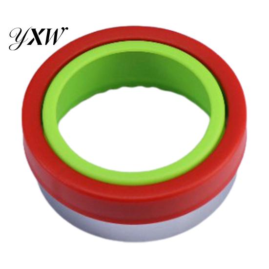 High-quality Sandwich Cutter Mold Stainless Steel Easy-to-Use Heart-shaped Tempting And Delicious Lunch Maker Sealer for Home Kitchen Dinosaur-shaped