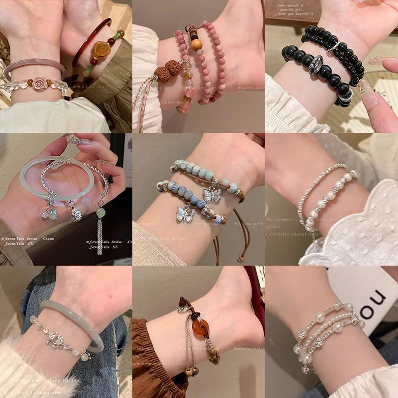 "Elegant Women's Pearl, Obsidian, and Crystal Bracelet - Chinese Ancient Style"