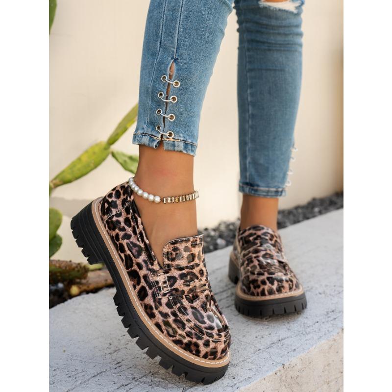 Large Size Platform Women's Small Leather Shoes Women's Spring and Autumn New Single Shoes Retro One-pedal Women's Shoes