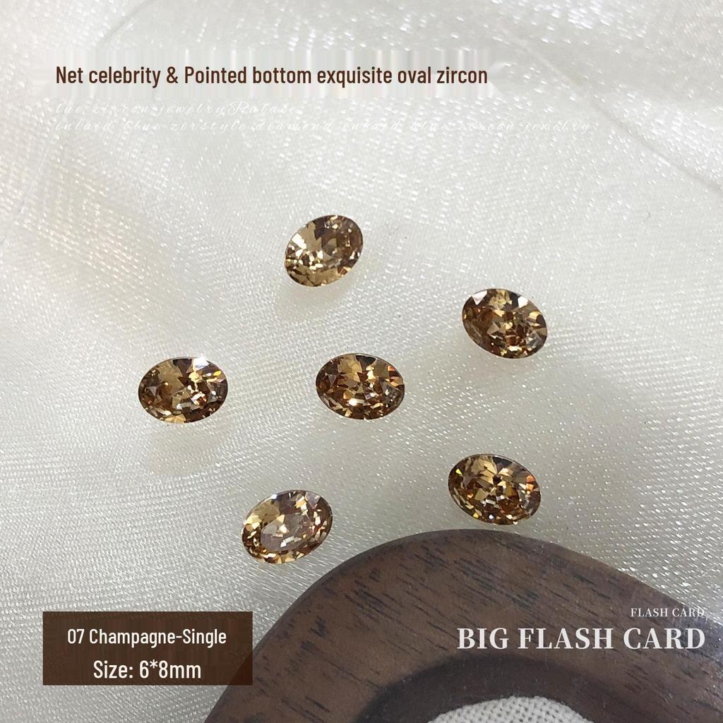 Элегантные камни для нейл-арта из циркония: Сверкающие белые и шампанские бриллианты неправильной овальной формы