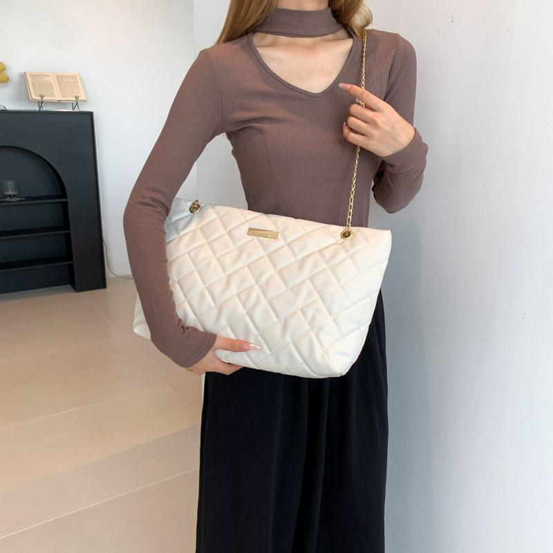 Сумка женская 2024 осень большая вместимость повседневная сумка ромб универсальная текстура простая портативная сумка на одно плечо косой пролет сумка-тоут